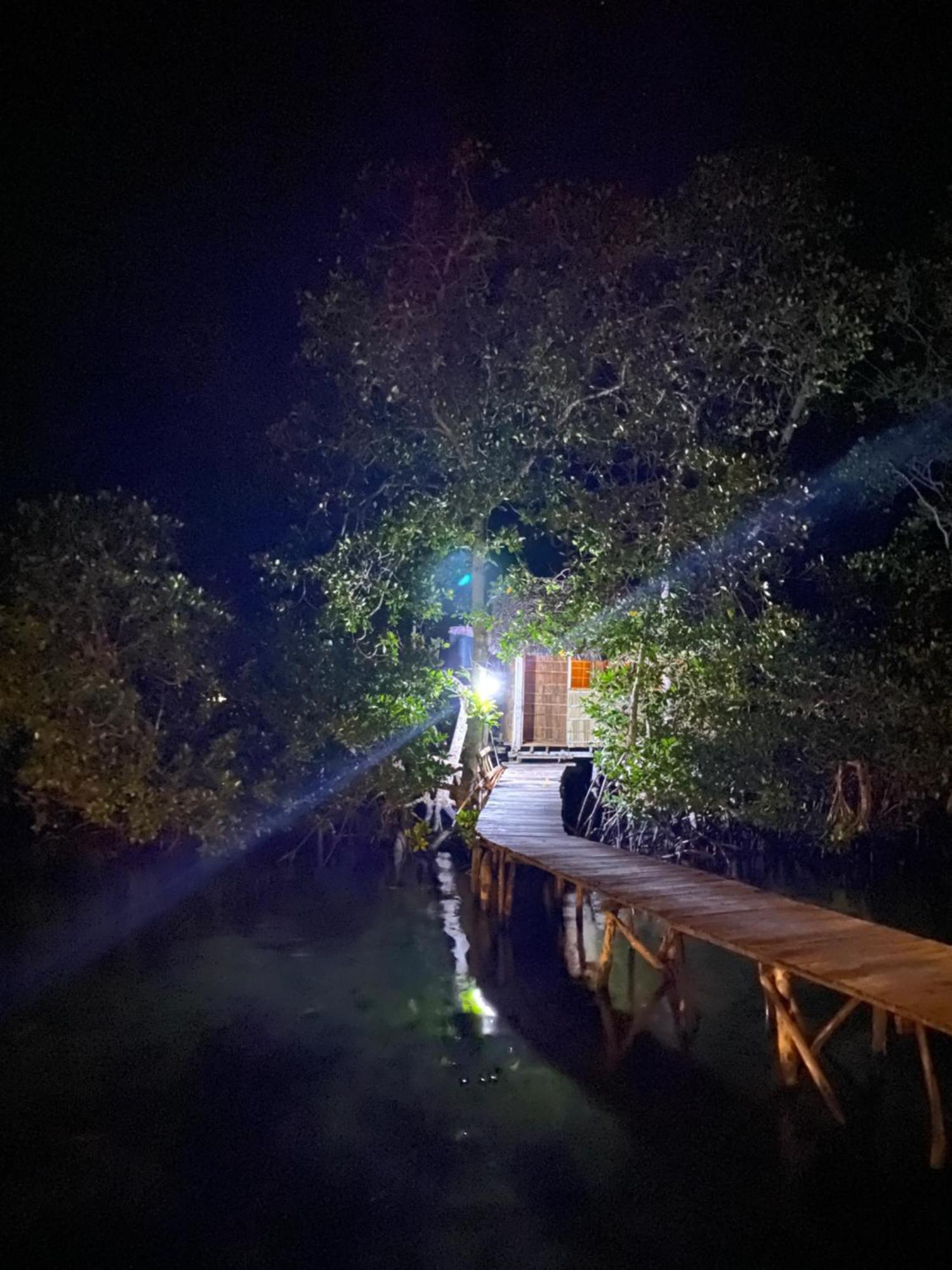 Nyanse Homestay - Raja Ampat Besir Luaran gambar